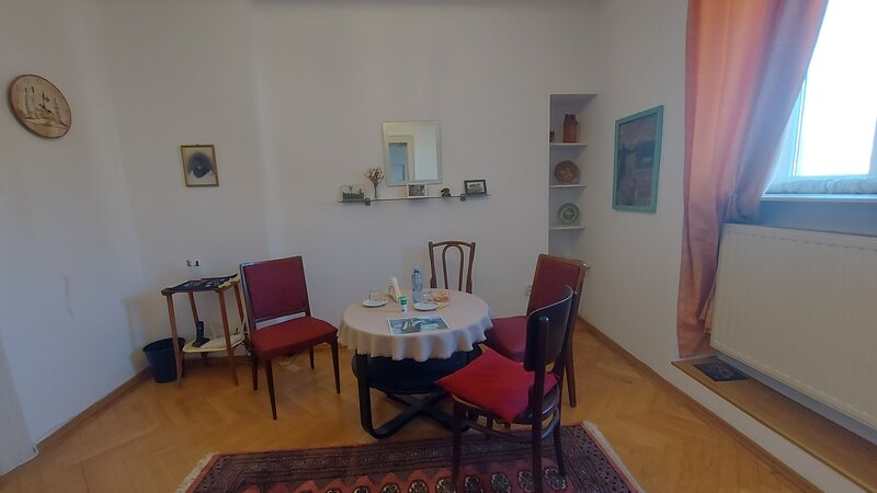 Piata Unirii, Orleanu, 5 camere